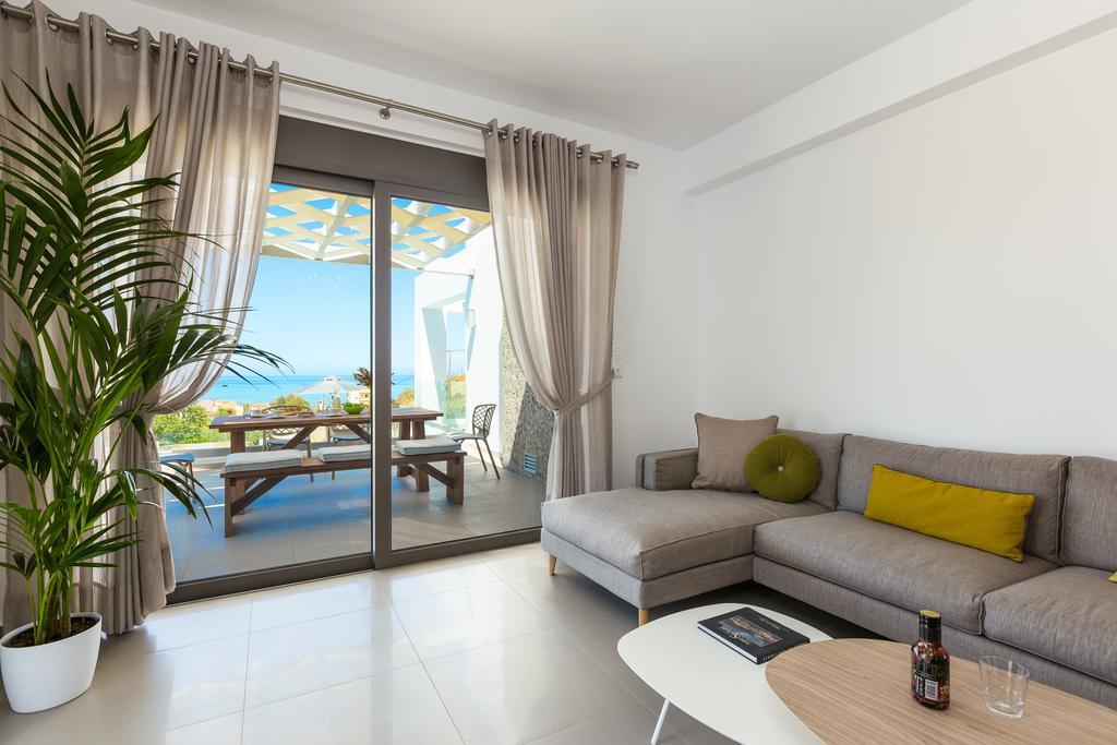 Eolia Iconic Villa, Walking Distance To The Beach, By Thinkvilla Panormos  Luaran gambar