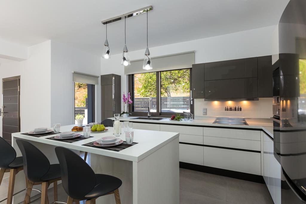 Eolia Iconic Villa, Walking Distance To The Beach, By Thinkvilla Panormos  Luaran gambar