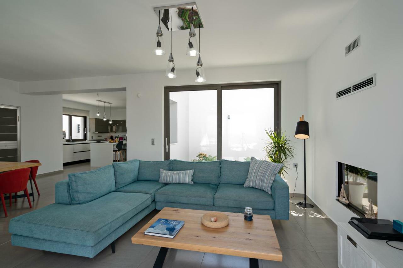 Eolia Iconic Villa, Walking Distance To The Beach, By Thinkvilla Panormos  Luaran gambar